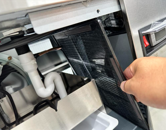 RIT対面冷蔵ショーケース、フィルター清掃について