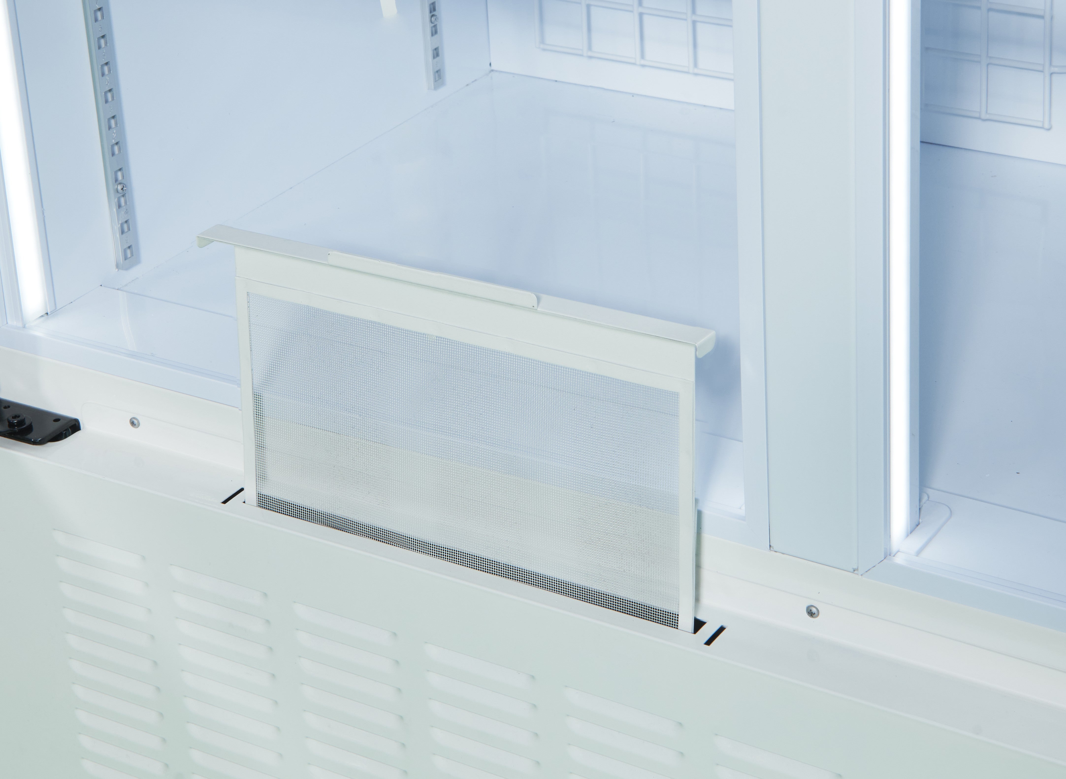 【ノンフロン助成金対象】JCMCS-690H タテ型冷凍ショーケース2枚扉/幅1310×奥行750×高さ1930mm